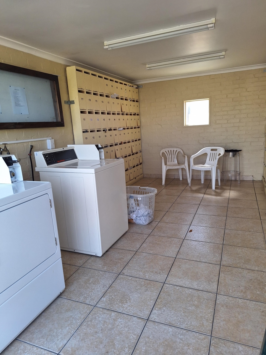 To Let 2 Bedroom Property for Rent in Fish Hoek Western Cape